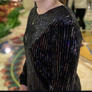 HM - Shiny Sequined top